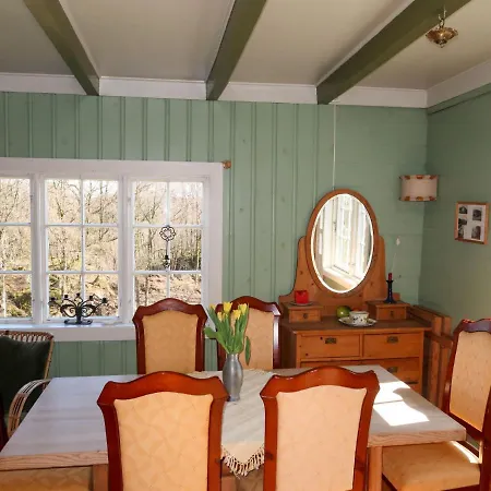 Holiday home Sjohytta - Fjh675 By Interhome Bekkjarvik