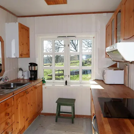 Sjohytta - Fjh675 By Interhome
